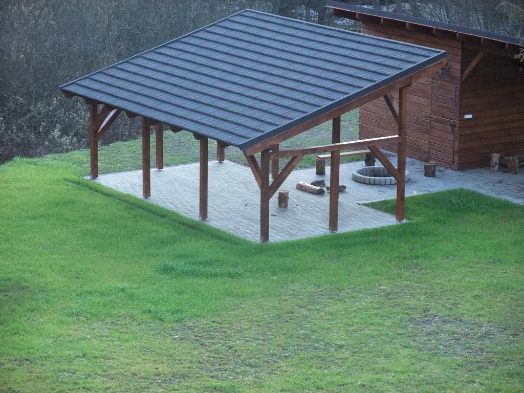 Rodinny Apartman Slnecnica Tále Exteriér fotografie